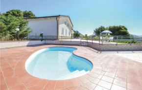 Amazing home in Monreale w/ Outdoor swimming pool, WiFi and 5 Bedrooms